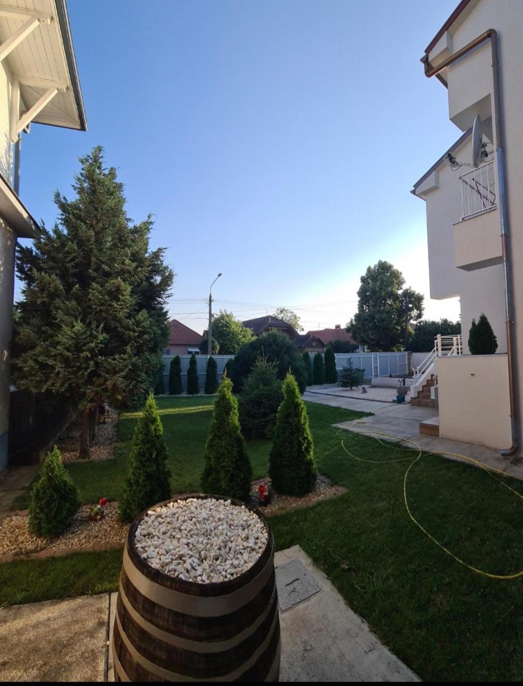 Appartement Cosa-Nostra à Hajdúszoboszló Extérieur photo